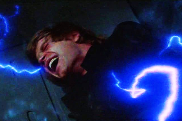 Luke (Mark Hamill) gets tortured with force lightning by the Emperor in the climactic finale of STAR WARS: RETURN OF THE JEDI. Photo: Film Frame..© Lucasfilm