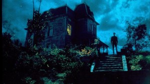 Norman Bates comes home again in the tense sequel PSYCHO II, written by Damn Dirty Geeks podcast guest Tom Holland.