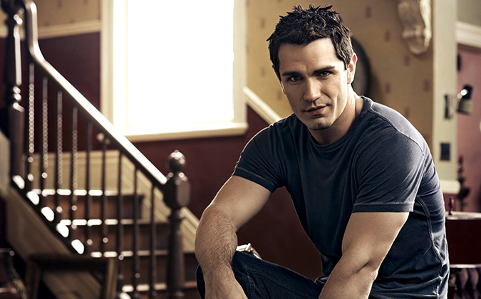 Sam Witwer struggles with life as an undead vampire Aidan Waite, struggling to live among mortals in the SyFY hit series BEING HUMAN.
